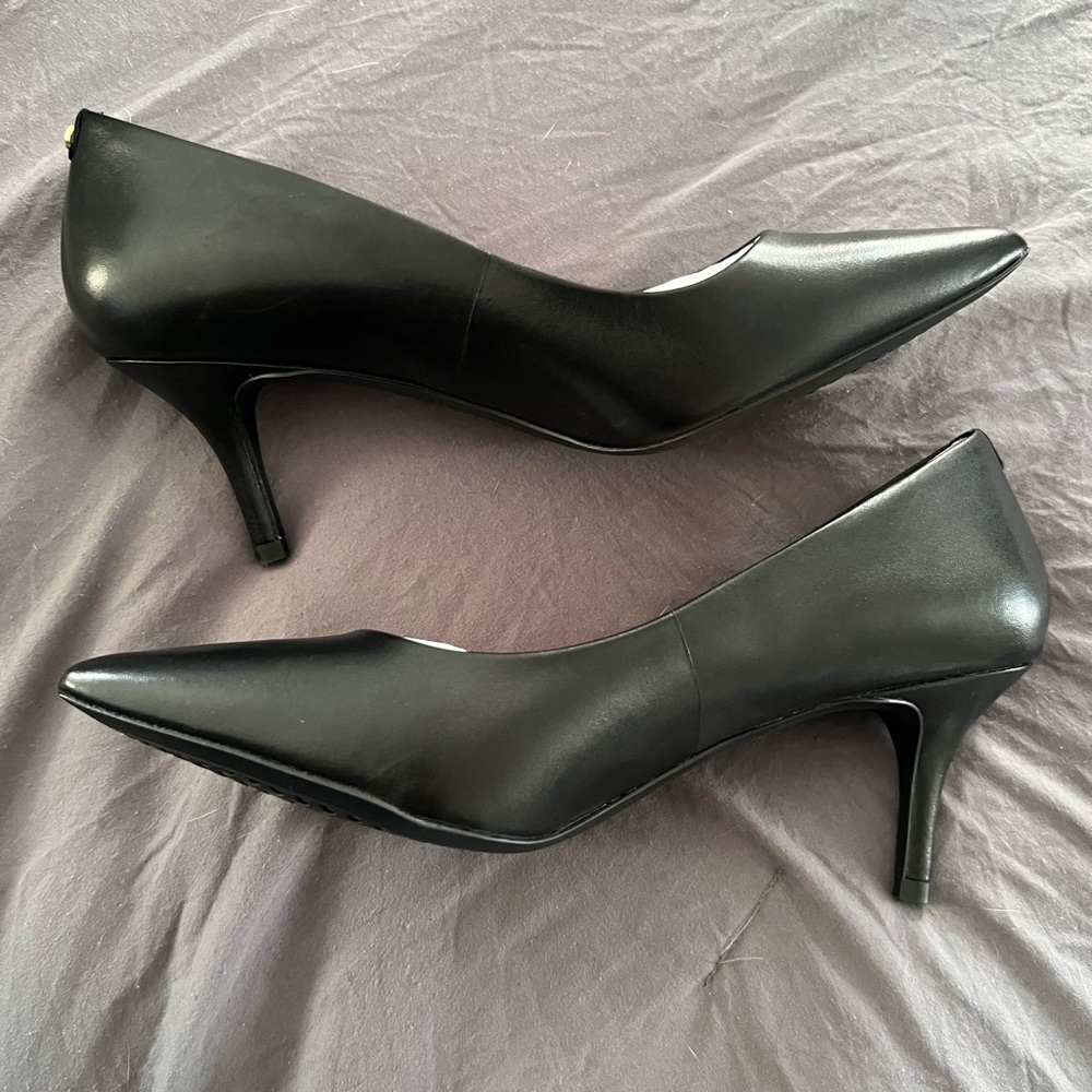 Cole Haan Go-To Park Pumps
